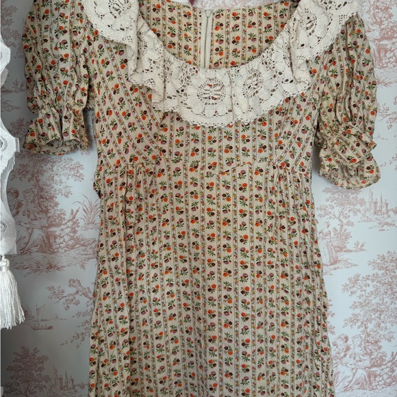 Vintage 1970s Calico Floral Dress Crochet Maxi High Waist Peasant Cottage Gown - Picture 4 of 7